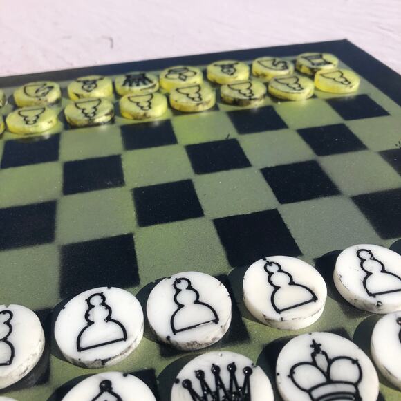 Chess Set - Sheen Green - Picture 5 of 9